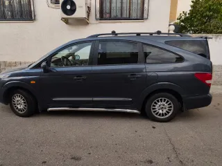 SsangYong Rodius 2006