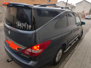 SsangYong Rodius 2006