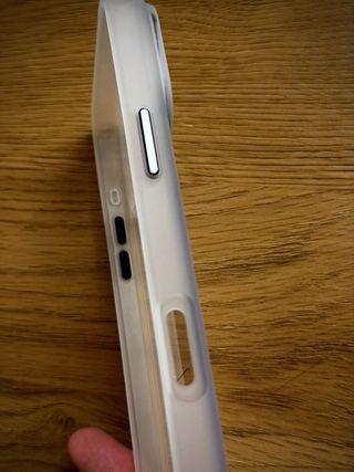 Funda iPhone 17ProMax Transparente