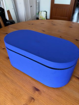 Dyson Airwrap con custodia. Blu e Nero