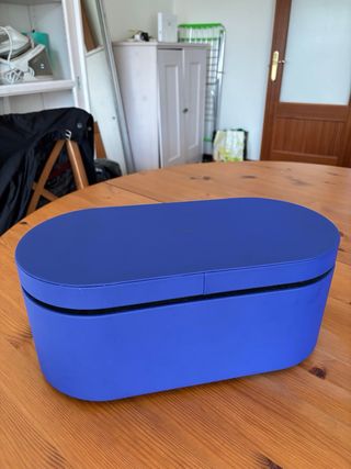 Dyson Airwrap con custodia. Blu e Nero