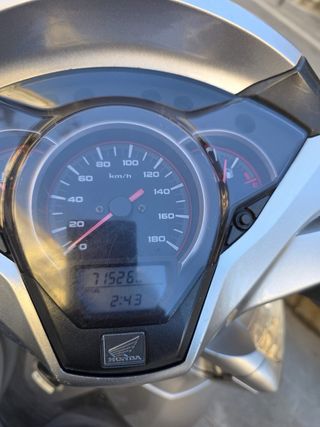 Honda SH 300i 2017 móvil 678-861073