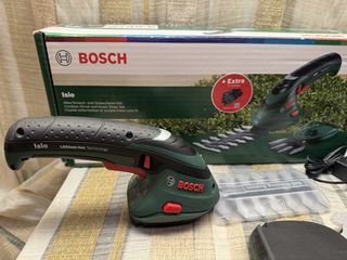 Tijeras cortacésped Bosch Isio a batería