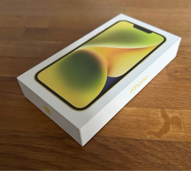 Caja iPhone 14 Dorado