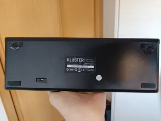 Teclado Mecánico Mini KLUSTER RGB (Negociable)