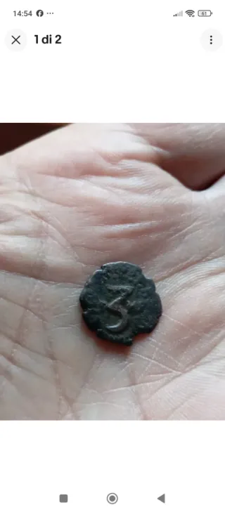 Moneta antica con numero 3 piccioli silicia rara