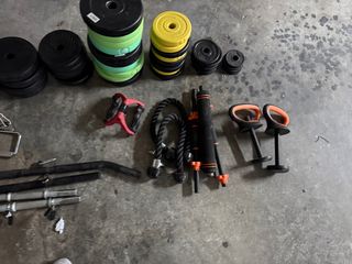 Equipo de gimnasio en casa