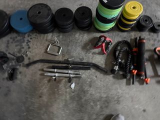 Equipo de gimnasio en casa