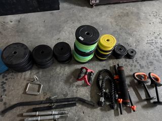 Equipo de gimnasio en casa