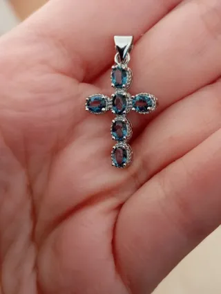 Colgante Cruz Topacio London Blue Plata