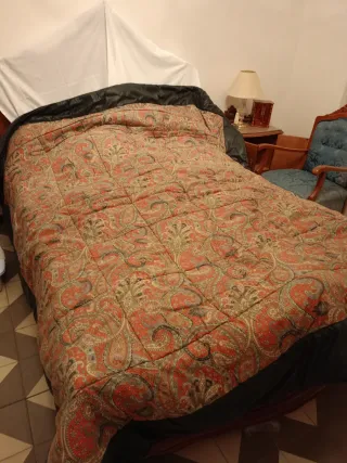 Edredón estampado cachemir 245x260 cm.