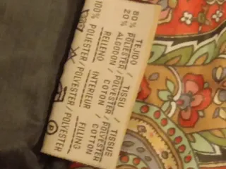 Edredón estampado cachemir 245x260 cm.