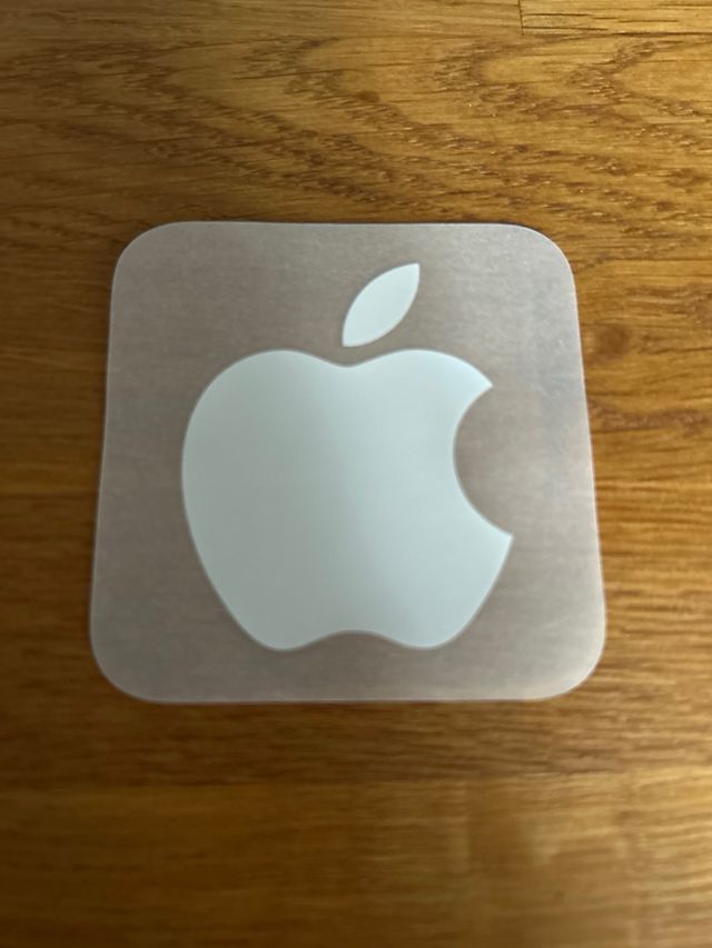 Caja iPhone 14 Negro