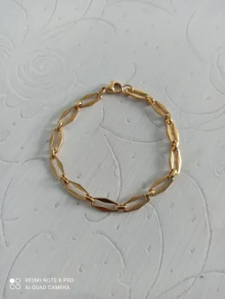Pulsera de acero dorada