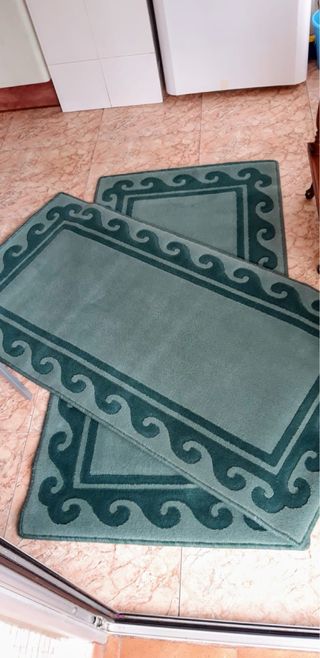 Tappeti di lana verde bluastro