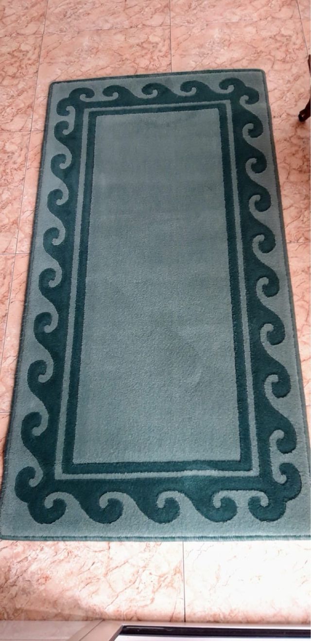 Alfombras de lana verde azulado