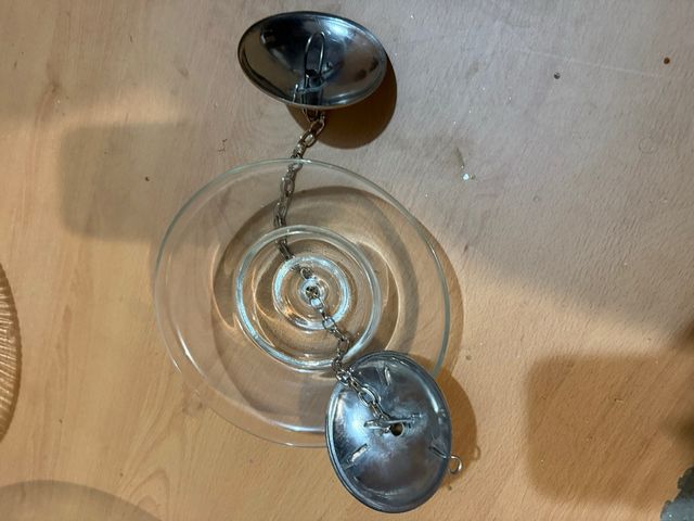 Soporte/enganche de metal y cristal