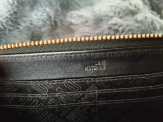 Cartera Love Moschino Negra con Tachuelas