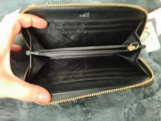 Cartera Love Moschino Negra con Tachuelas