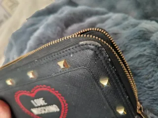 Cartera Love Moschino Negra con Tachuelas