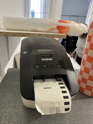 Impresora de etiquetas Brother GL-700 nueva