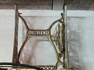 Patas Mesa Máquina Coser SINGER Metal