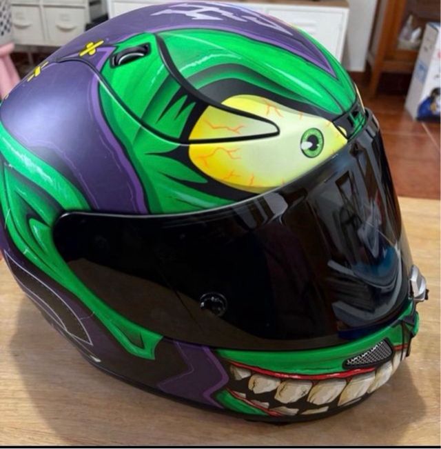 Casco HJC Marvel Joker