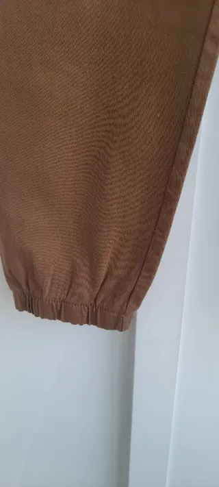 Pantalón cargo camel talla S