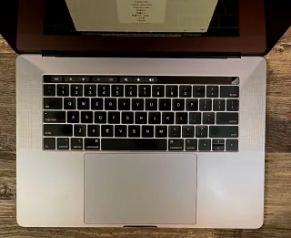 MacBook Pro Touch Bar 15 2019