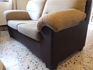 Sofá tresillo de 2 o 3 plazas en tela beige y marr