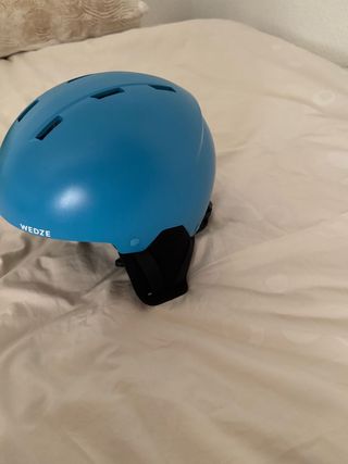 Casco y guantes de esquí para niño