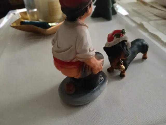 Caganer y perrito navideño resina