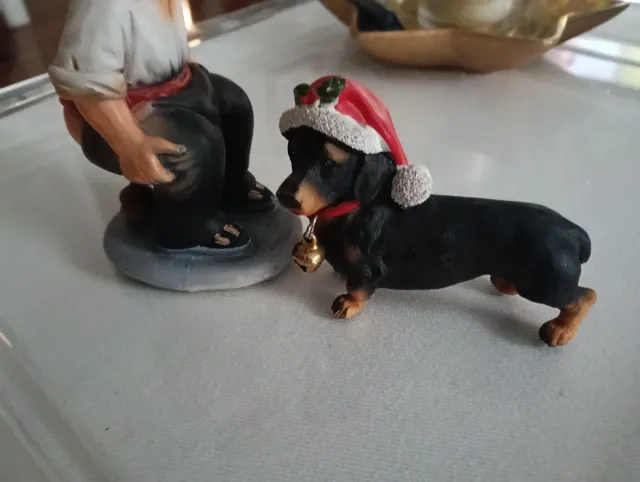 Caganer y perrito navideño resina