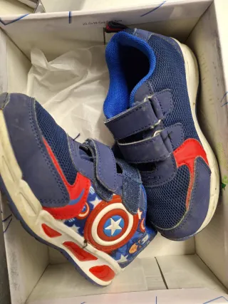 Scarpe bambino Capitan America