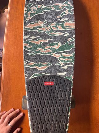 Skate Cruiser Globe 82 cm Camuflaje. Surf skate
