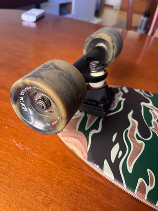 Skate Cruiser Globe 82 cm Camuflaje. Surf skate