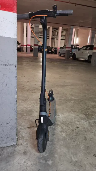 Patinete eléctrico Ninebot KickScooter E2 Plus