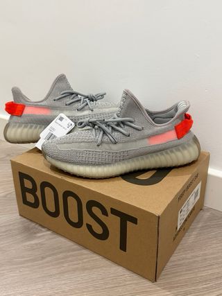 Adidas Yeezy 350 V2 Tail Light