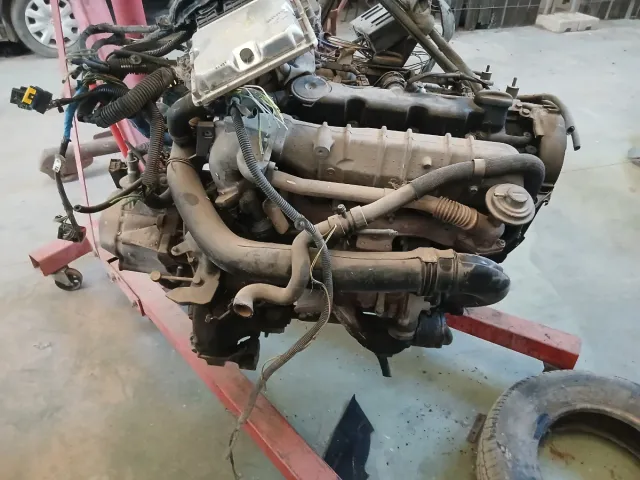 Motor y Caja de Cambios 2.0hdi