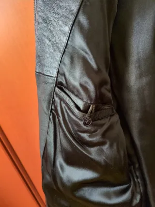 Chaqueta de Piel Negra ideal para estás fiestas