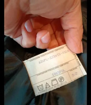 Giacca uomo nera con dettagli bianchi