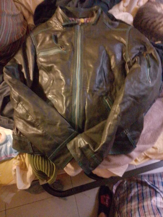 Chaqueta de piel London mujer muy buena