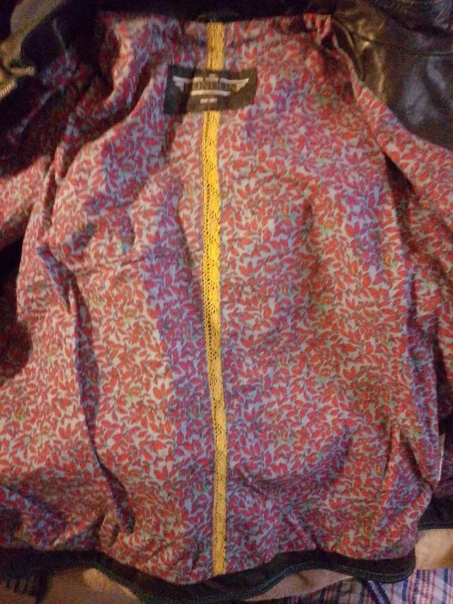 Chaqueta de piel London mujer muy buena