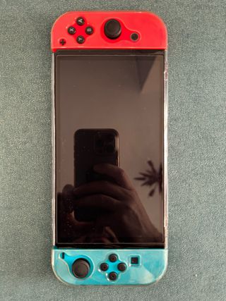 Nintendo Switch OLED Azul/Rojo (incluye fundas)