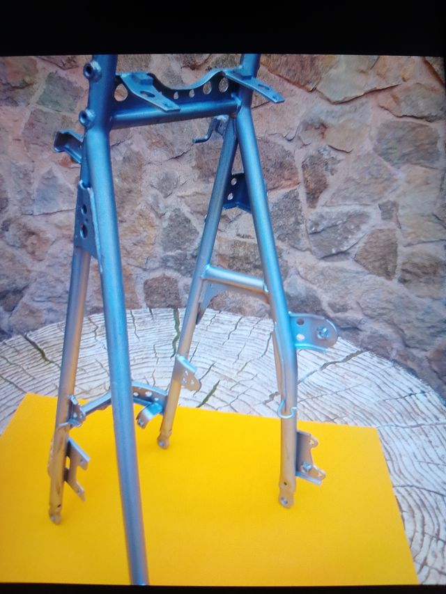 Subchasis Suzuki LTZ 400