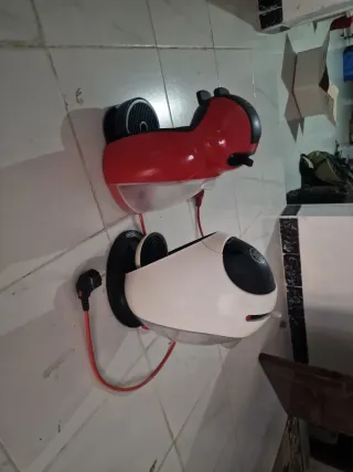 Cafetera Nescafé Dolce Gusto krups  y  delonghi