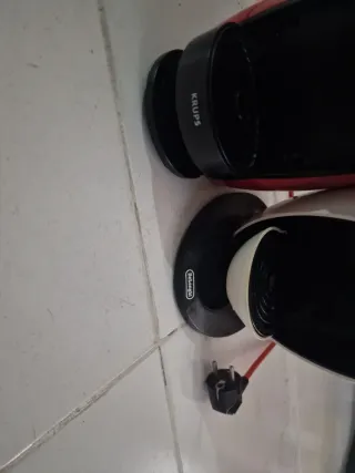 Cafetera Nescafé Dolce Gusto krups  y  delonghi