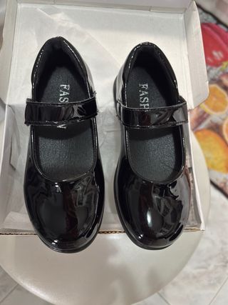 Zapatos niña  negros talla 31 medida pie 19,6