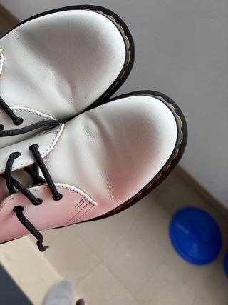 Zapatos Dr. Martens Blancos