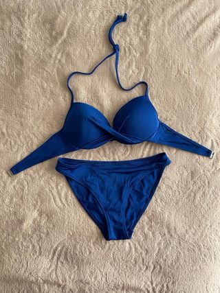 Bikini azul electrico